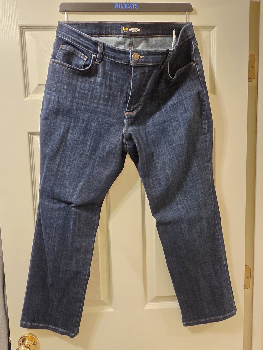 Lee Women's Indigo Relaxed Straight Leg Mid Rise Jeans. 16S Petite.